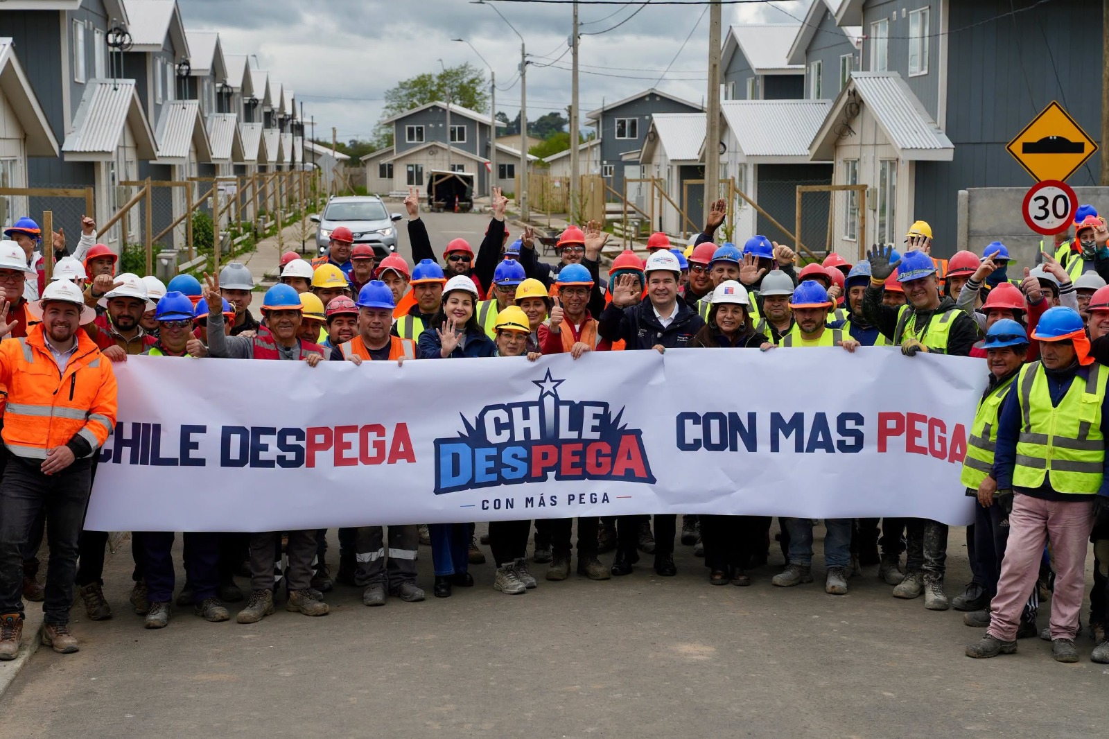MINVU ACELERA OBRAS POR $76 MIL MILLONES EN ÑUBLE PARA GENERAR MÁS…