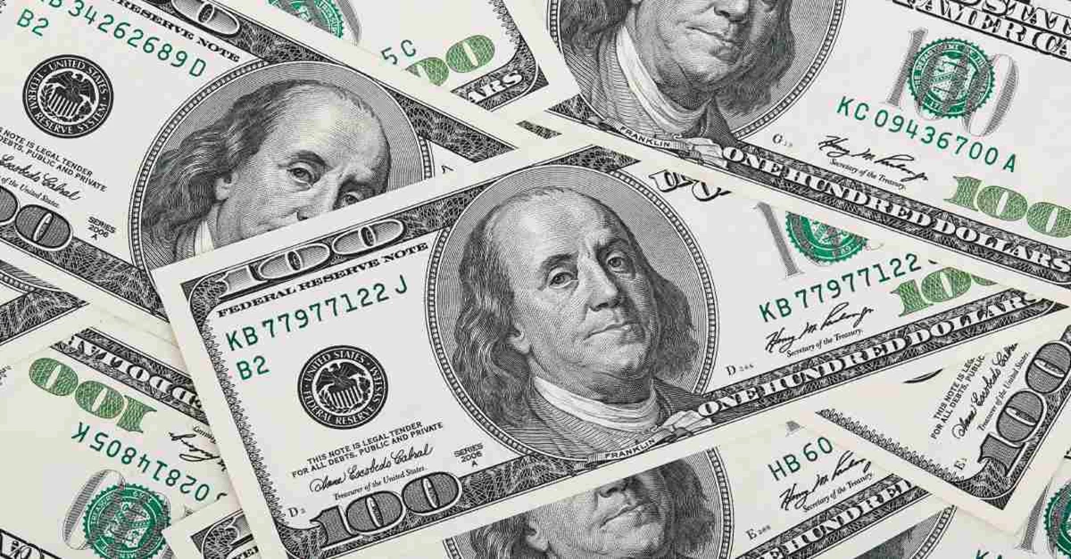 Dólar, oro y petróleo: cómo se mueven en cadena