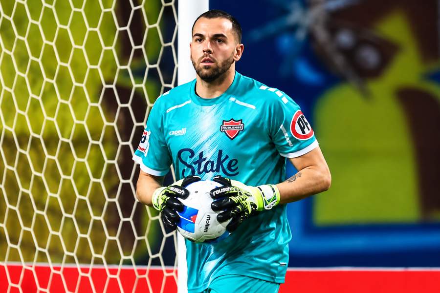 Nicola Pérez: “Hay que mejorar mucho pero confío en el equipo”