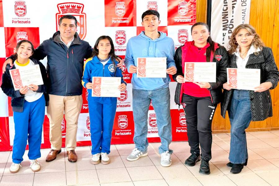 Portezuelo hace entrega por primera vez de beca municipal deportiva