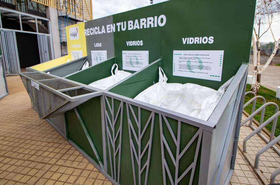 Yungay inaugura 10 puntos verdes para reciclaje
