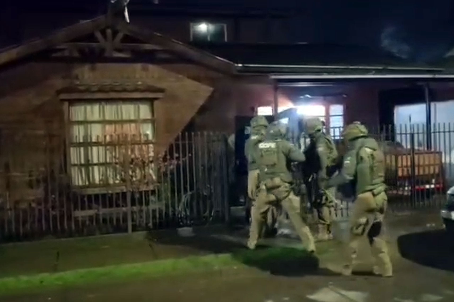 Operativo policial termina con tres detenidos e incautación de…