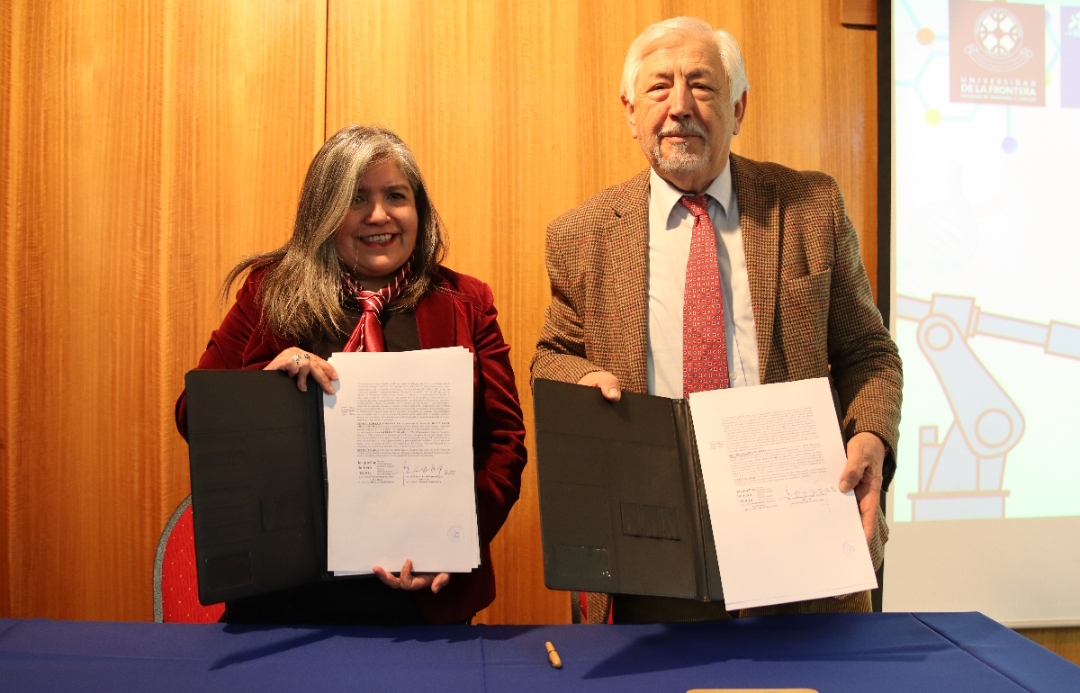 UFRO formaliza pionera Academia STEM que permite a estudiantes de…