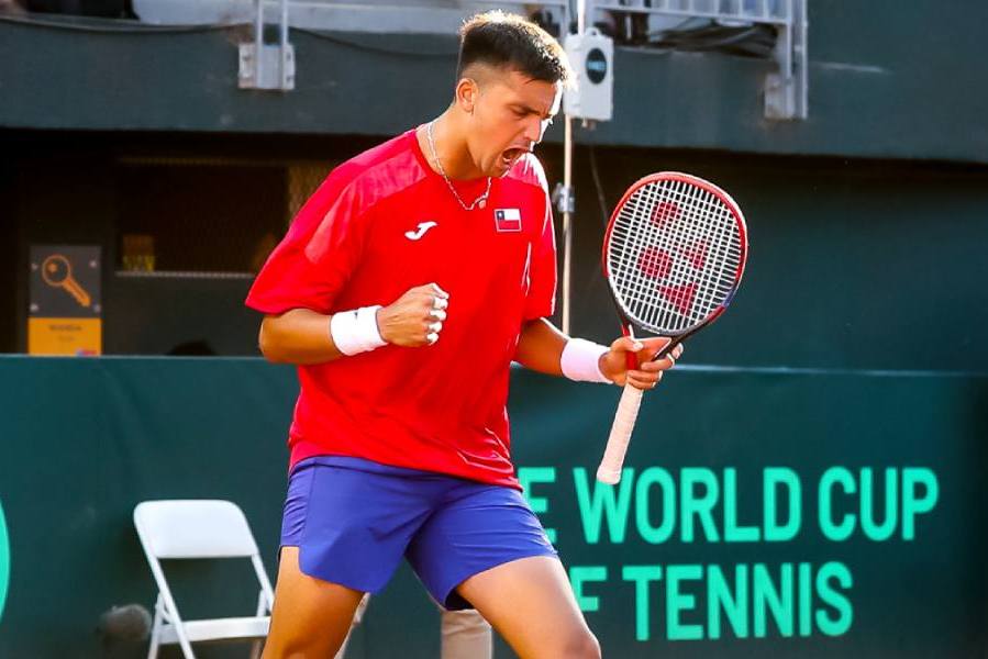 Tomás Barrios vuelve a ser considerado para la Copa Davis ante España