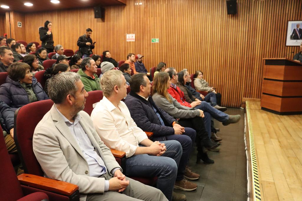 CNR Y CONADI OTORGAN MÁS DE 550 MILLONES EN BONOS DE RIEGO A…