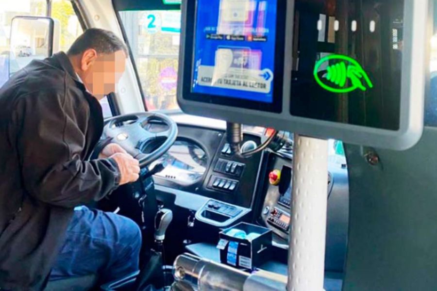 Choferes de taxibuses en Chillán admiten que aceptan la evasión por…