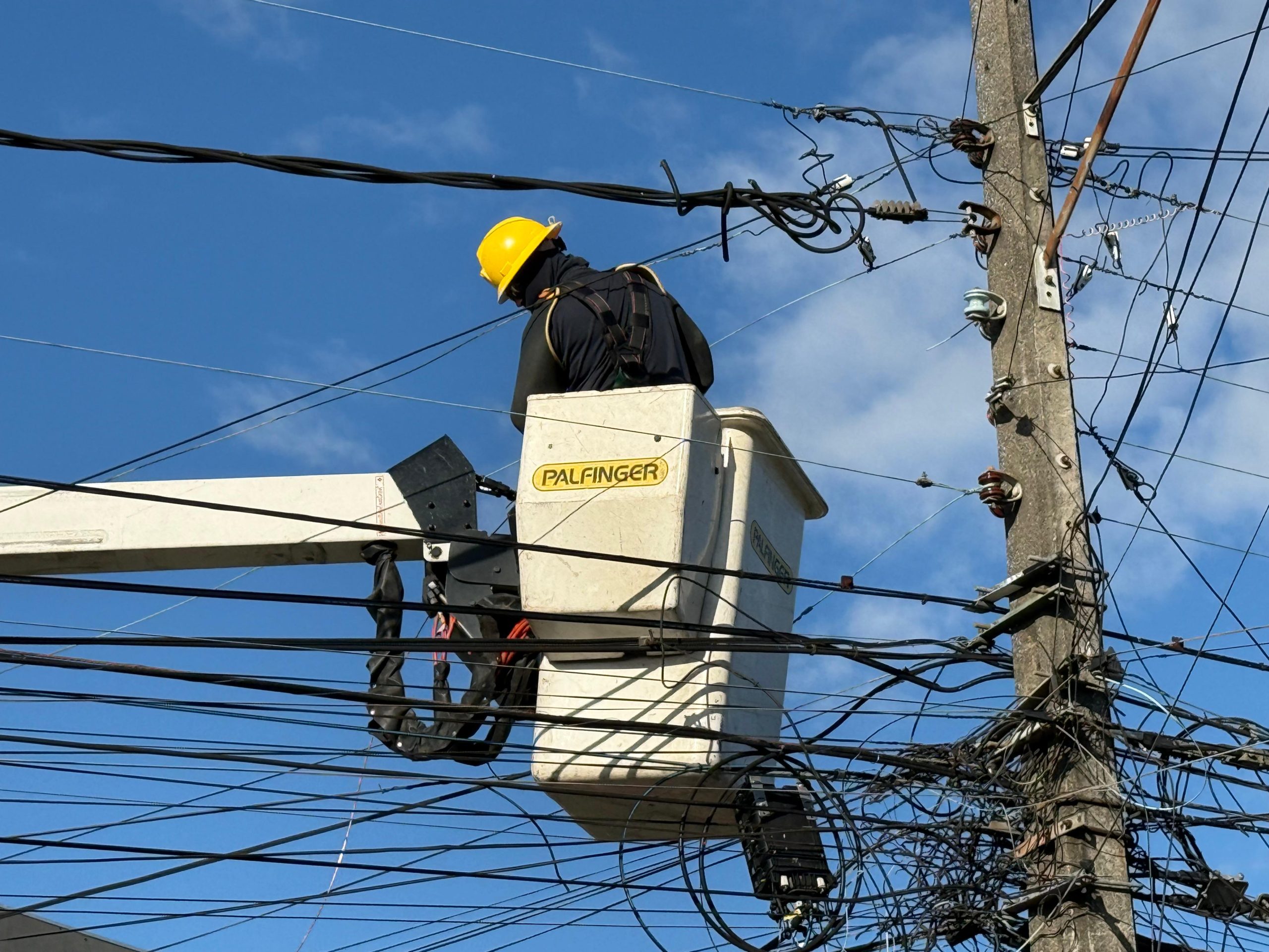 Llaman a reforzar la prevención eléctrica ante lluvias y fuertes…