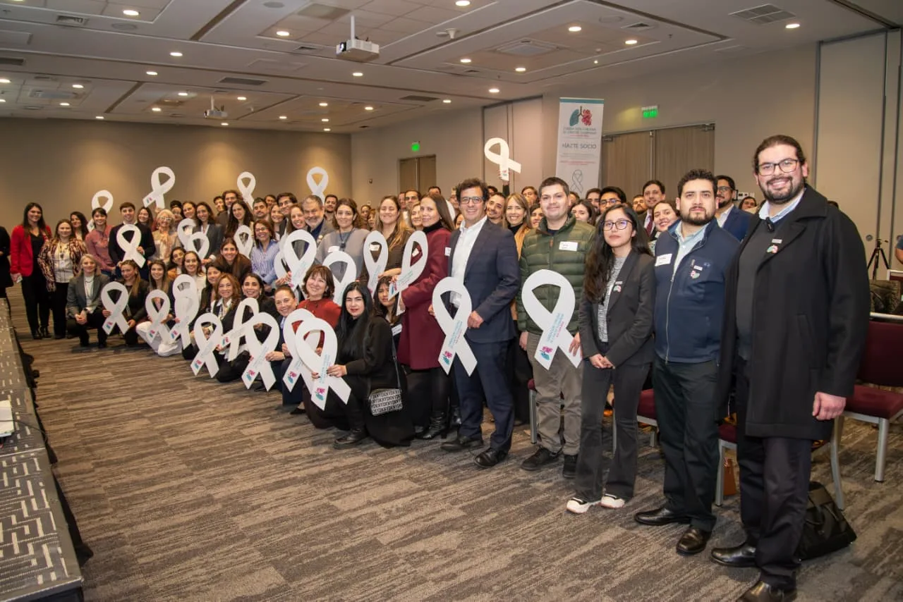 Pacientes con cáncer pulmonar se unen para combatir la principal…