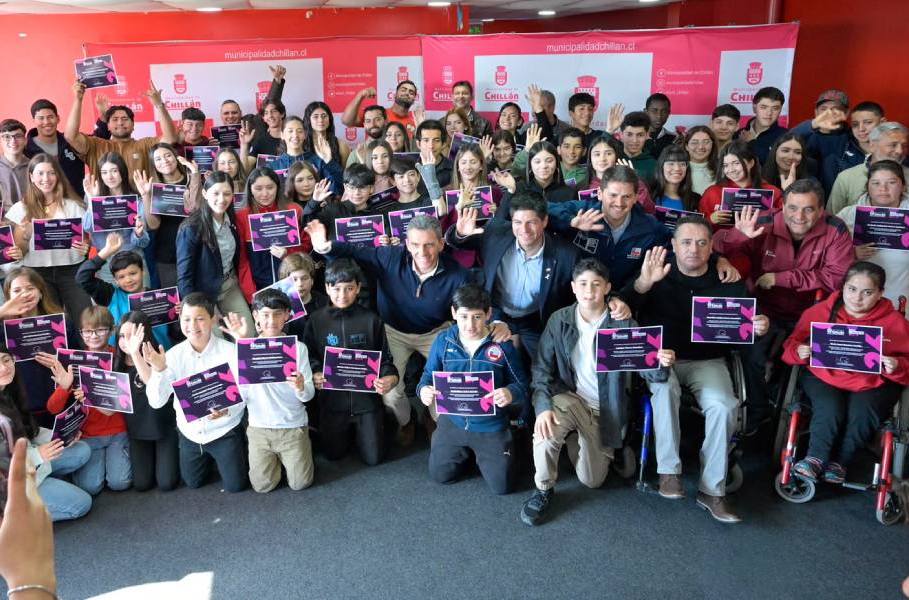86 talentos recibieron la beca municipal Deportistas Destacados 2026