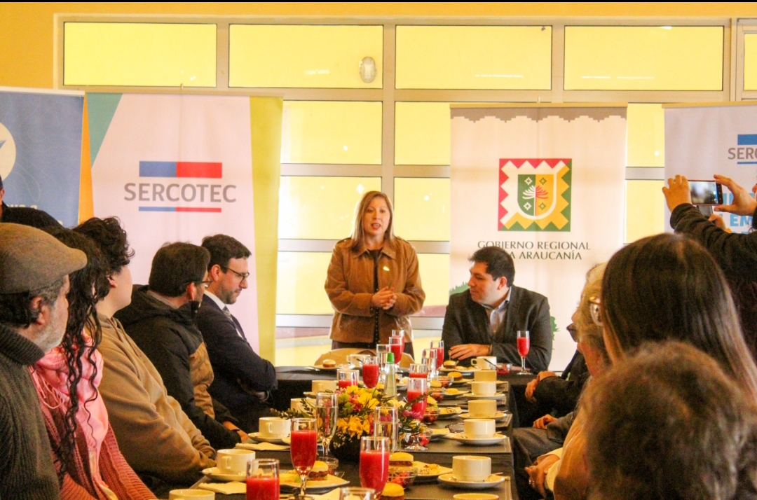 Gobierno Regional y Sercotec Araucanía entregan apoyo económico a…