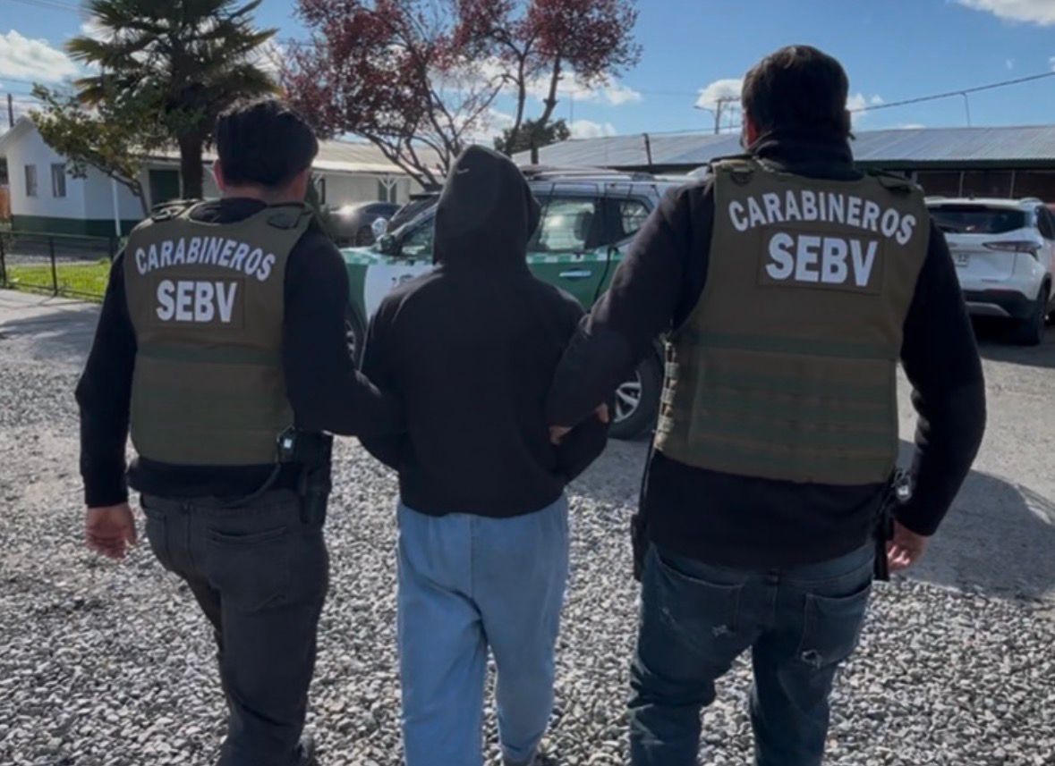 Detienen a delincuente por robo de vehículo y recuperar automóvil…