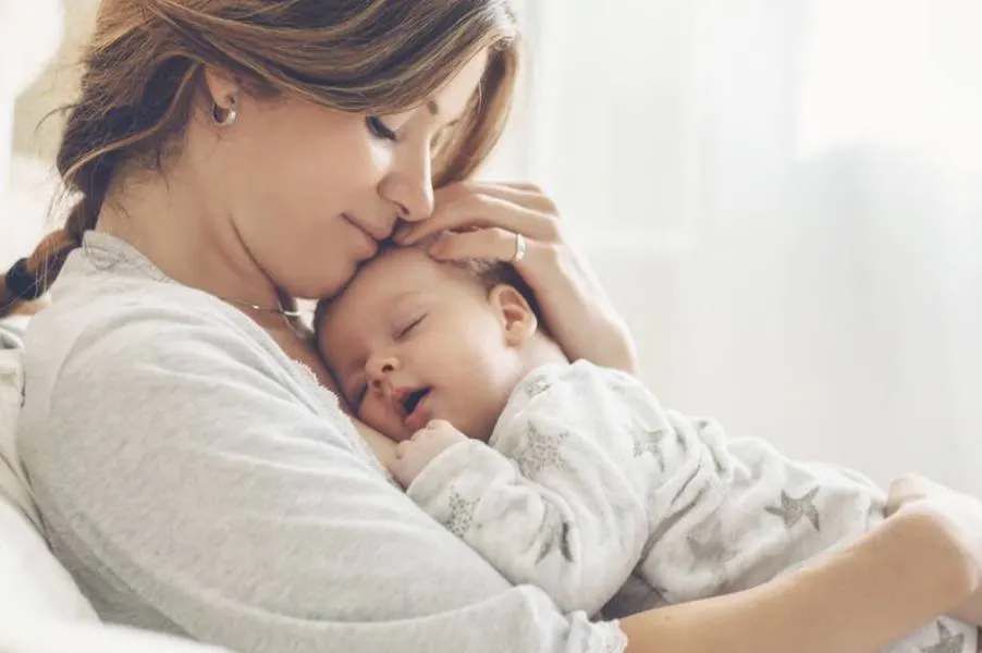 Maternidad en Ñuble: mujeres más jóvenes conviven con una región que…